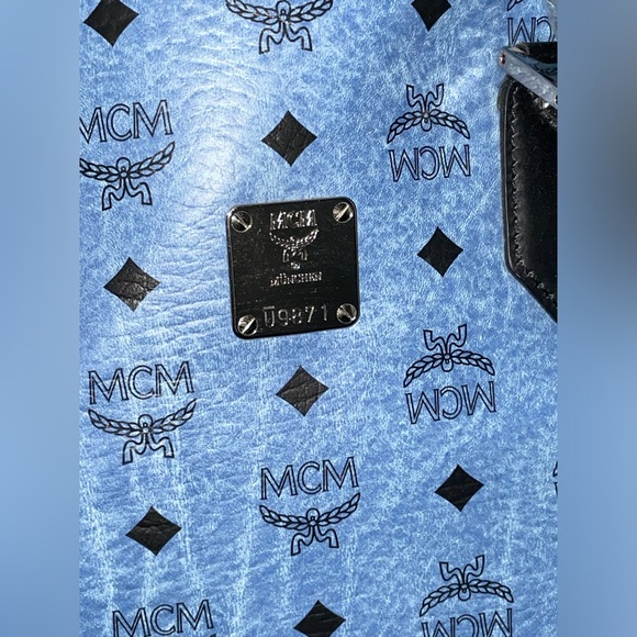 MCM SIGNATURE LEATHER DOMED TOP HANDLE SATCHEL HANDBAG PURSE DENIM BLUE BLACK - Picture 5 of 15